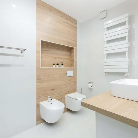 Przestrzenny W Kolobrzegu By Renters Апартаменты Колобжег